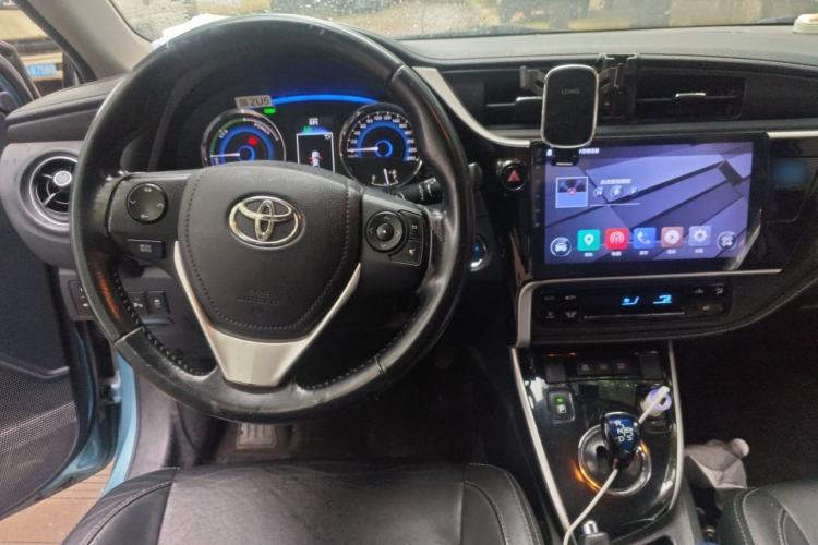 Used Toyota Corolla 2017 Revised Dual-Engine 1.8L E-CVT Elite Edition Center Console