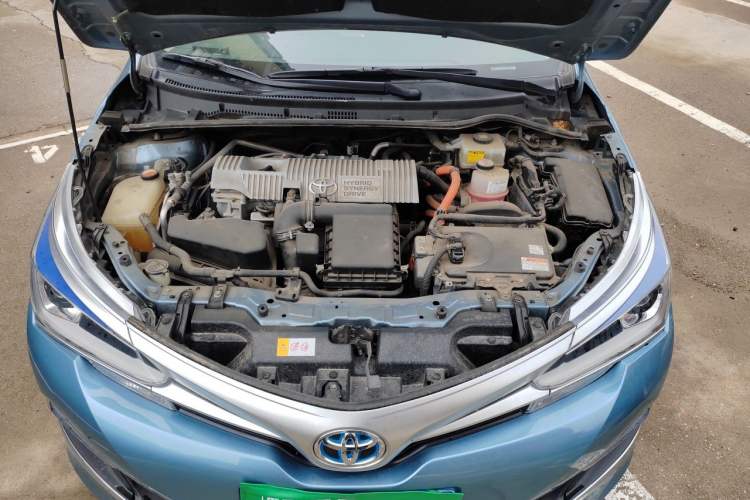 Used Toyota Corolla 2017 Revised Dual-Engine 1.8L E-CVT Elite Edition Engine Bay