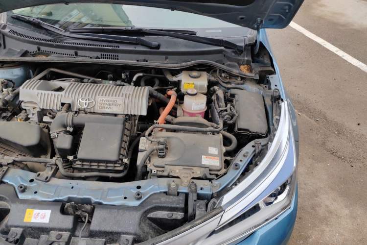 Used Toyota Corolla 2017 Revised Dual-Engine 1.8L E-CVT Elite Edition Engine Bay Left