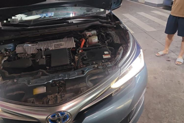 Used Toyota Corolla 2017 Revised Dual-Engine 1.8L E-CVT Leading Edition Engine Bay Left