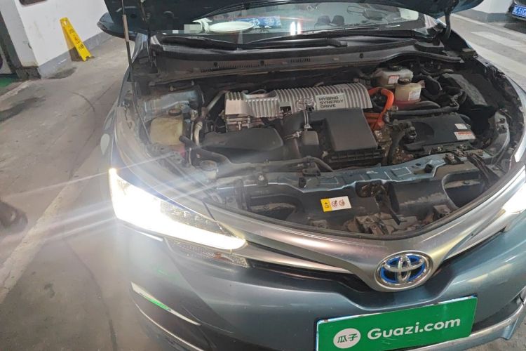 Used Toyota Corolla 2017 Revised Dual-Engine 1.8L E-CVT Leading Edition Engine Bay Right