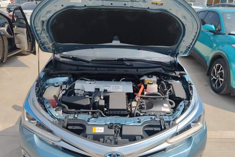 Used Toyota Corolla 2017 Revised Dual-Engine 1.8L E-CVT Leading Edition Engine Bay