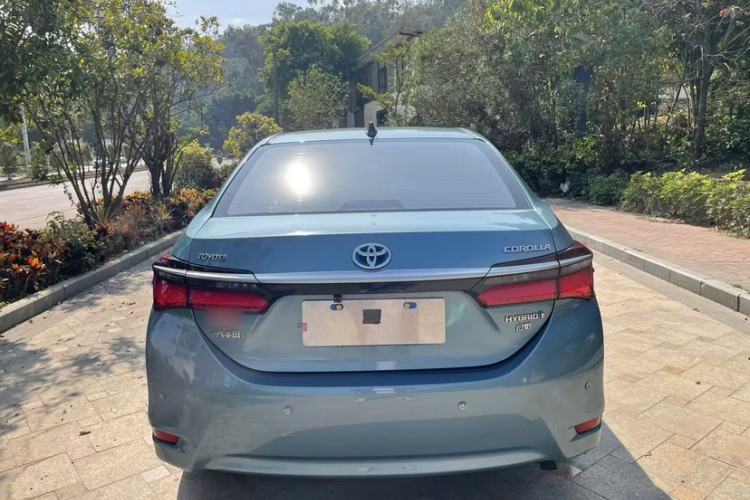 Used Toyota Corolla 2017 Revised Dual-Engine 1.8L E-CVT Leading Edition Exterior 1