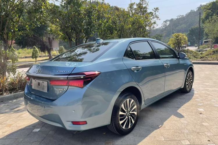 Used Toyota Corolla 2017 Revised Dual-Engine 1.8L E-CVT Leading Edition Exterior 3