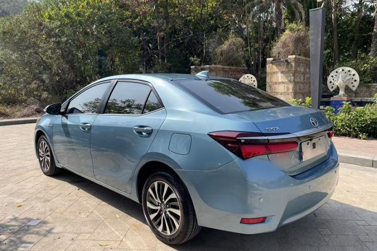 Used Toyota Corolla 2017 Revised Dual-Engine 1.8L E-CVT Leading Edition Exterior 5