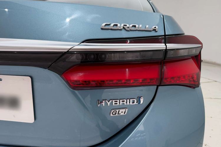 Used Toyota Corolla 2017 Revised Dual-Engine 1.8L E-CVT Elite Edition Exterior 5