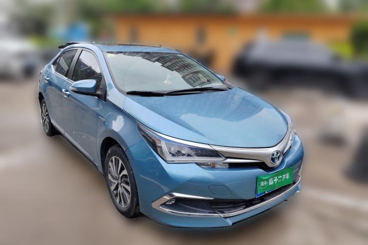 Used Toyota Corolla 2017 Revised Dual-Engine 1.8L E-CVT Elite Edition Front Right 45 Deg