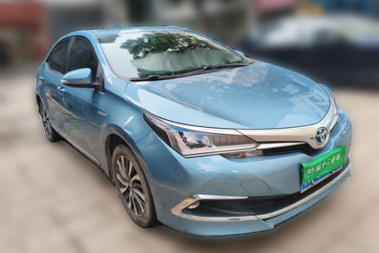 Used Toyota Corolla 2017 Revised Dual-Engine 1.8L E-CVT Leading Edition Front Right 45 Deg