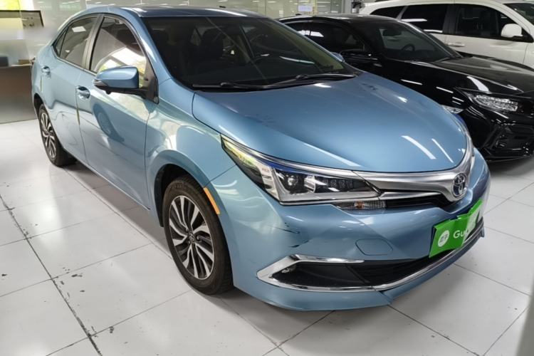 Used Toyota Corolla 2017 Revised Dual-Engine 1.8L E-CVT Leading Edition Front Right 45 Deg