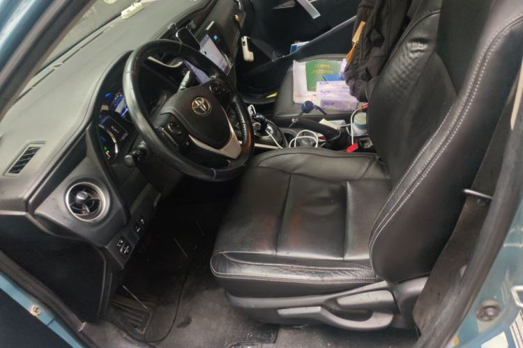 Used Toyota Corolla 2017 Revised Dual-Engine 1.8L E-CVT Elite Edition Left Front Seat