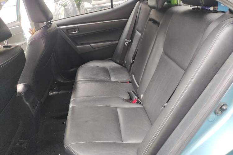 Used Toyota Corolla 2017 Revised Dual-Engine 1.8L E-CVT Elite Edition Left Rear Seat
