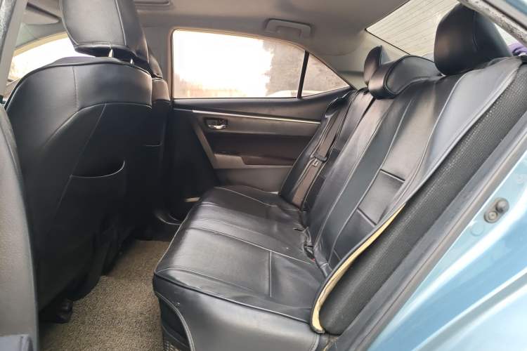 Used Toyota Corolla 2017 Revised Dual-Engine 1.8L E-CVT Leading Edition Left Rear Seat