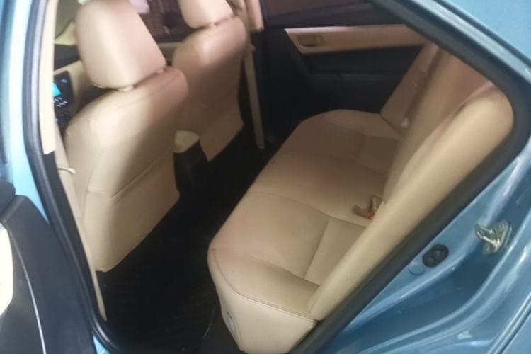 Used Toyota Corolla 2017 Revised Dual-Engine 1.8L E-CVT Elite Edition Left Rear Seat