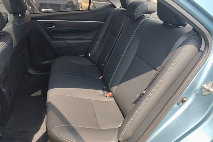Used Toyota Corolla 2017 Revised Dual-Engine 1.8L E-CVT Leading Edition Left Rear Seat
