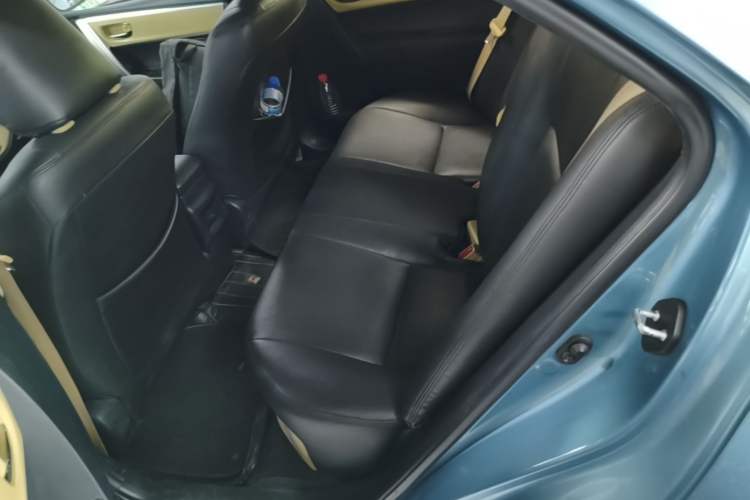 Used Toyota Corolla 2017 Revised Dual-Engine 1.8L E-CVT Leading Edition Left Rear Seat