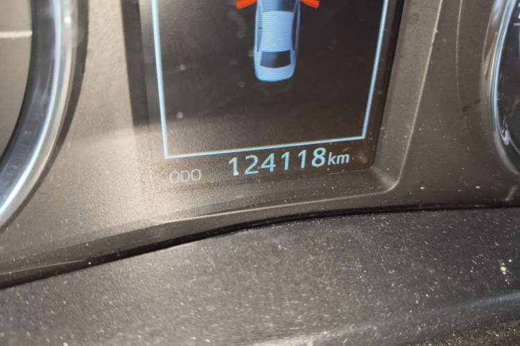 Used Toyota Corolla 2017 Revised Dual-Engine 1.8L E-CVT Elite Edition Odometer Close Up
