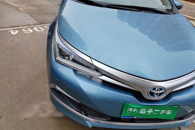 Used Toyota Corolla 2017 Revised Dual-Engine 1.8L E-CVT Elite Edition Right Front Headlight