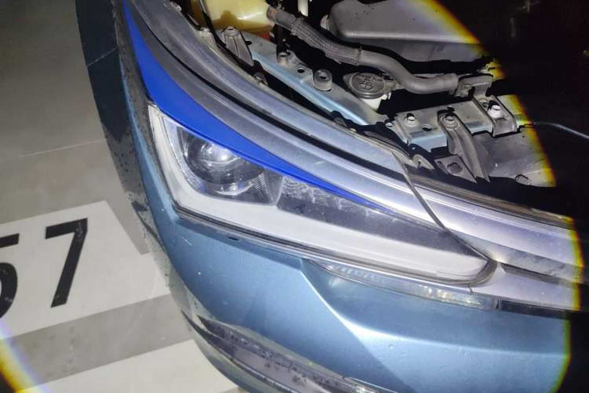 Used Toyota Corolla 2017 Revised Dual-Engine 1.8L E-CVT Elite Edition Right Front Headlight