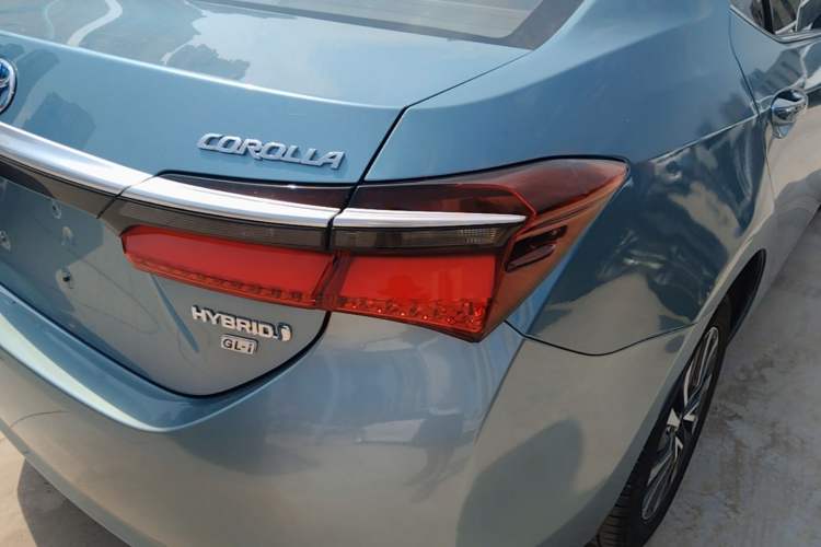 Used Toyota Corolla 2017 Revised Dual-Engine 1.8L E-CVT Leading Edition Right Rear Taillight