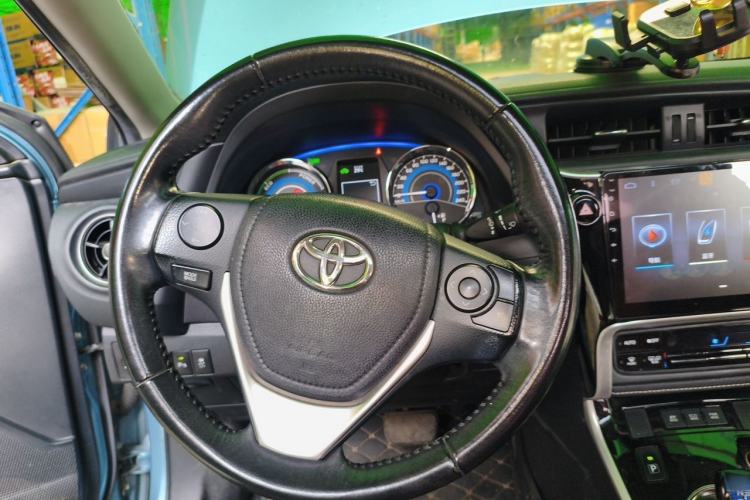 Used Toyota Corolla 2017 Revised Dual-Engine 1.8L E-CVT Elite Edition Steering Wheel
