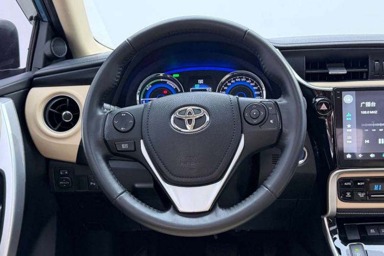 Used Toyota Corolla 2017 Revised Dual-Engine 1.8L E-CVT Elite Edition Steering Wheel