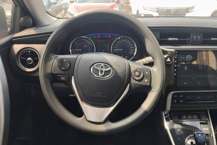 Used Toyota Corolla 2017 Revised Dual-Engine 1.8L E-CVT Leading Edition Steering Wheel