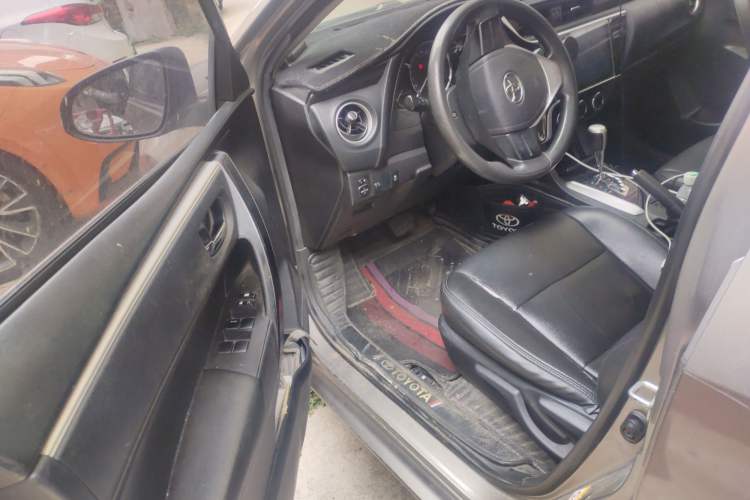 Used Toyota Corolla 2017 Revised Version 1.2T S-CVT GL Driver Seat