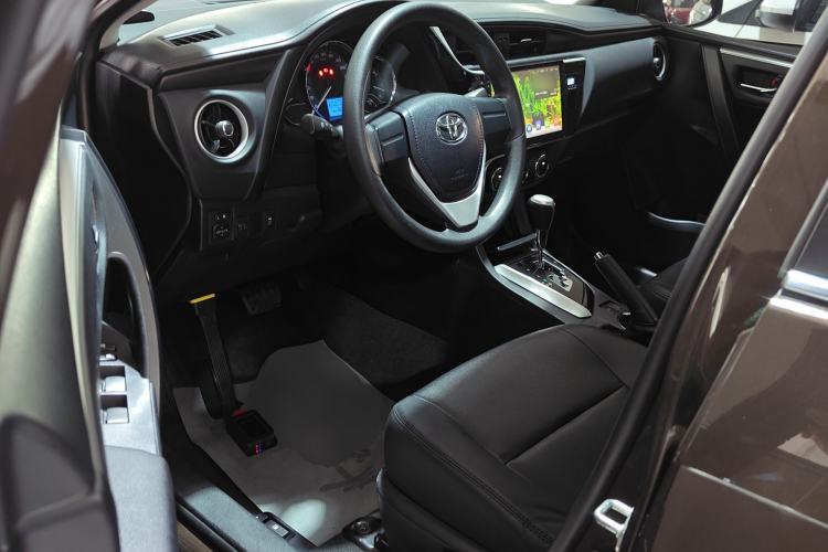 Used Toyota Corolla 2017 Revised Version 1.2T S-CVT GL Driver Seat
