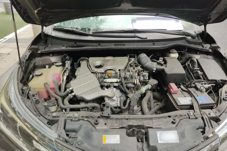 Used Toyota Corolla 2017 Revised Version 1.2T S-CVT GL Engine Bay