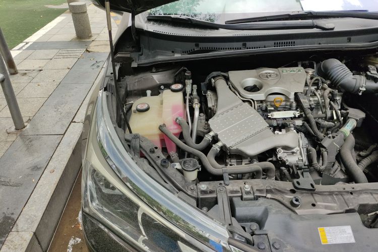 Used Toyota Corolla 2017 Revised Version 1.2T S-CVT GL Engine Bay Right