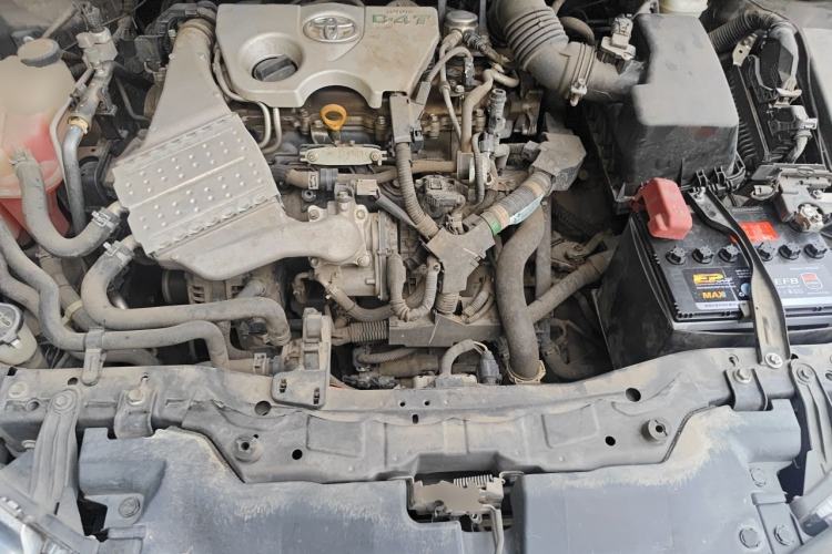 Used Toyota Corolla 2017 Revised Version 1.2T S-CVT GL-i Engine Bay