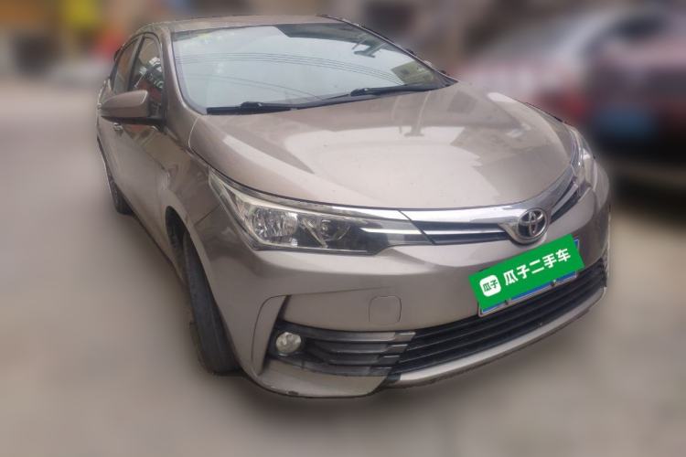 Used Toyota Corolla 2017 Revised Version 1.2T S-CVT GL Front Right 45 Deg
