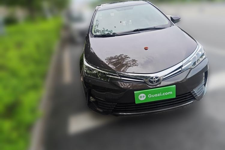 Used Toyota Corolla 2017 Revised Version 1.2T S-CVT GL-i Front Right 45 Deg