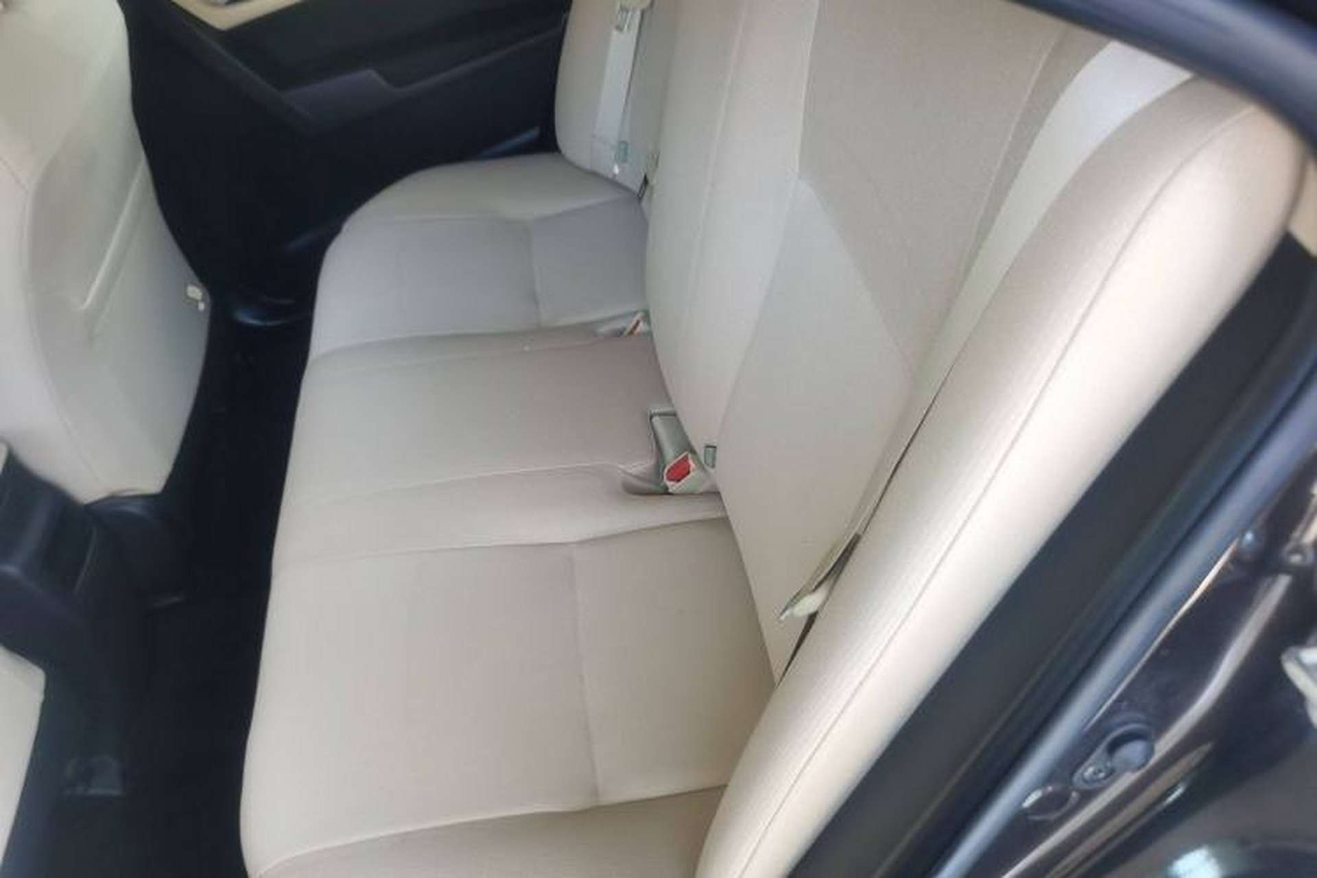 Used Toyota Corolla 2017 Revised Version 1.2T S-CVT GL Interior 4