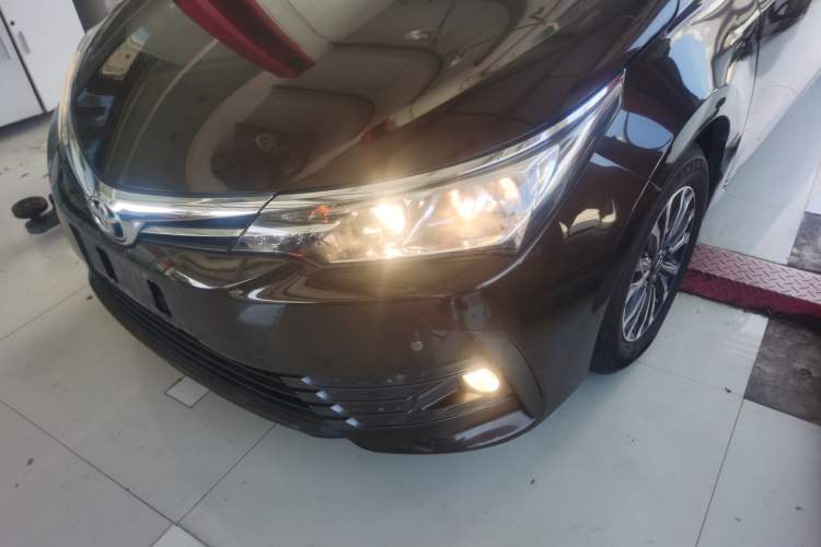 Used Toyota Corolla 2017 Revised Version 1.2T S-CVT GL Left Front Headlight