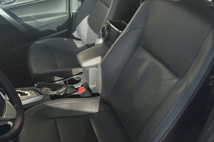 Used Toyota Corolla 2017 Revised Version 1.2T S-CVT GL-i Leather Edition Left Front Seat
