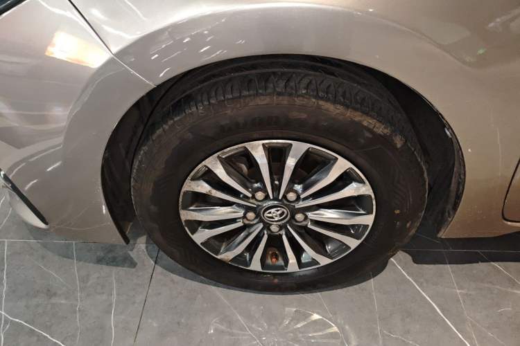 Used Toyota Corolla 2017 Revised Version 1.2T S-CVT GL-i Left Front Wheel Hub
