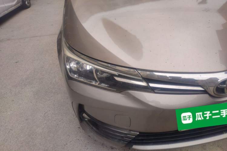 Used Toyota Corolla 2017 Revised Version 1.2T S-CVT GL Right Front Headlight