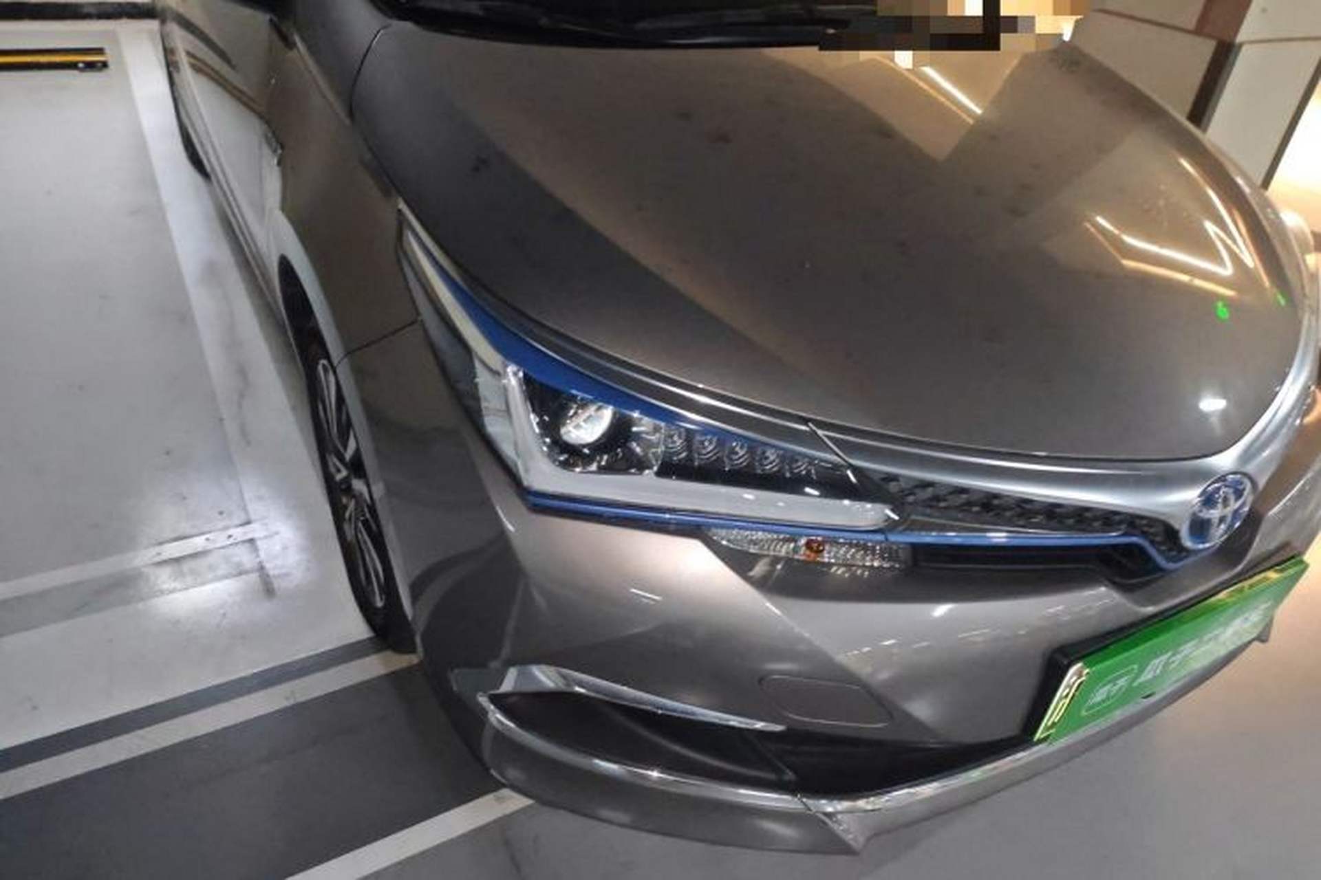 Used Toyota Corolla 2017 Revised Dual-Engine 1.8L E-CVT Elite Edition Right Front Headlight