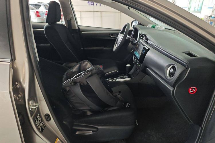 Used Toyota Corolla 2017 Revised Version 1.2T S-CVT GL Right Front Seat