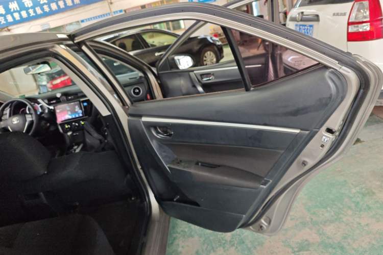 Used Toyota Corolla 2017 Revised Version 1.2T S-CVT GL Right Rear Door Interior