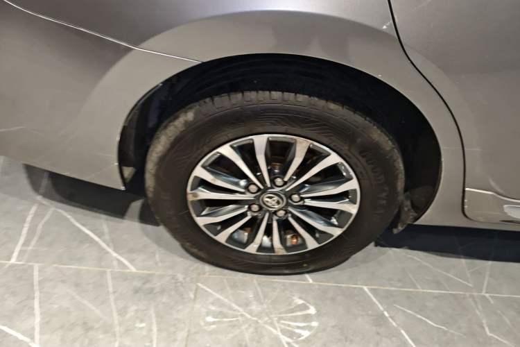 Used Toyota Corolla 2017 Revised Version 1.2T S-CVT GL-i Right Rear Wheel Hub
