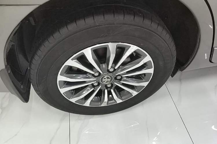 Used Toyota Corolla 2017 Revised Version 1.2T S-CVT GL-i Right Rear Wheel Hub