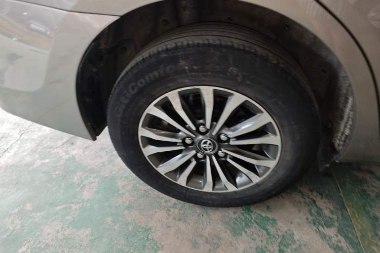 Used Toyota Corolla 2017 Revised Version 1.2T S-CVT GL Right Rear Wheel Hub