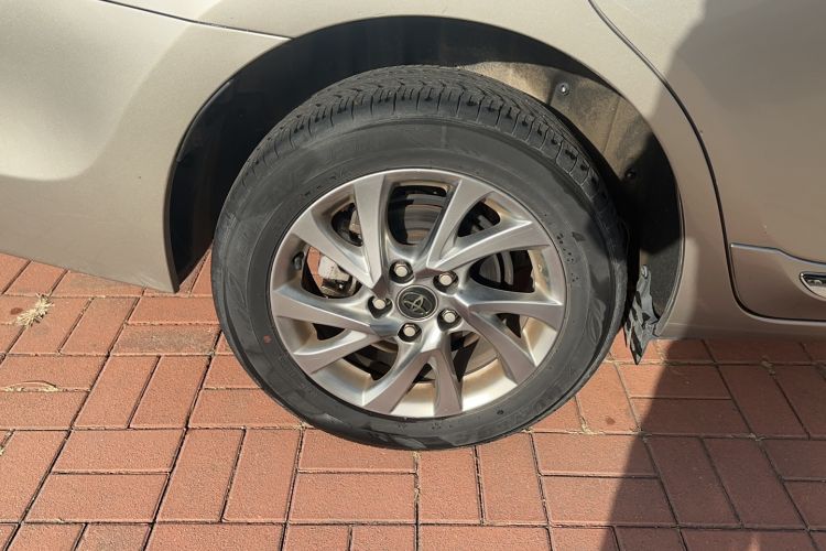 Used Toyota Corolla 2017 Revised Version 1.2T S-CVT GL-i Leather Edition Right Rear Wheel Hub