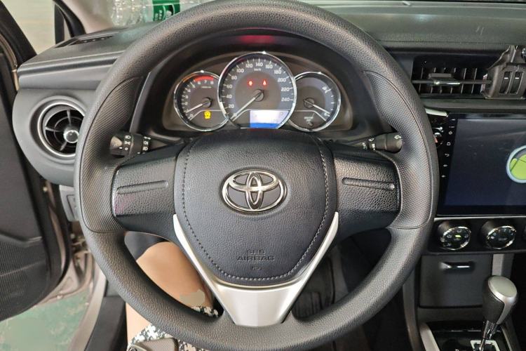 Used Toyota Corolla 2017 Revised Version 1.2T S-CVT GL Steering Wheel