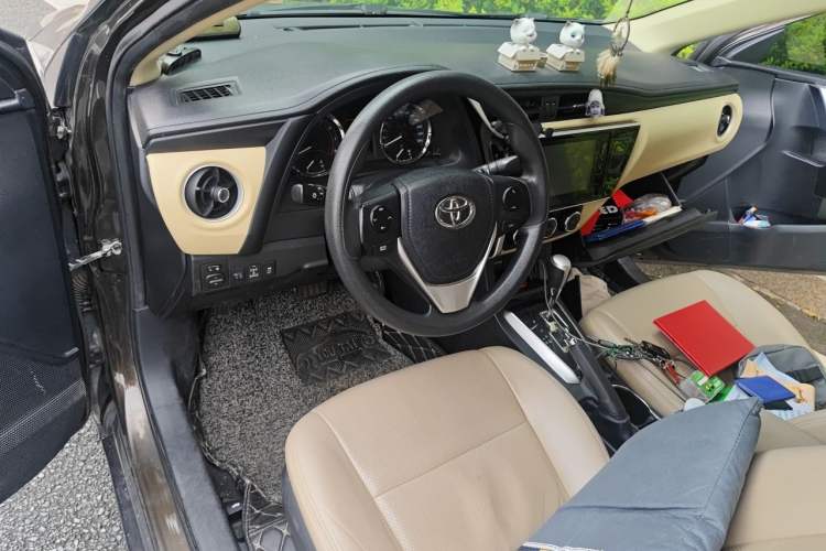 Used Toyota Corolla 2017 Revised Version 1.2T S-CVT GL-i Steering Wheel