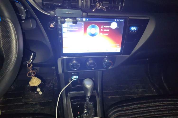 Used Toyota Corolla 2017 Revised Version 1.2T S-CVT GL Audio And AC Panel