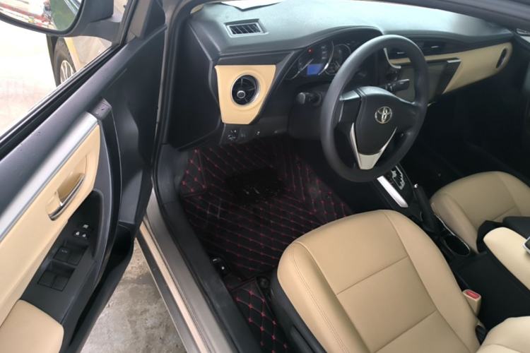 Used Toyota Corolla 2017 Revised Version 1.2T S-CVT GL Driver Seat