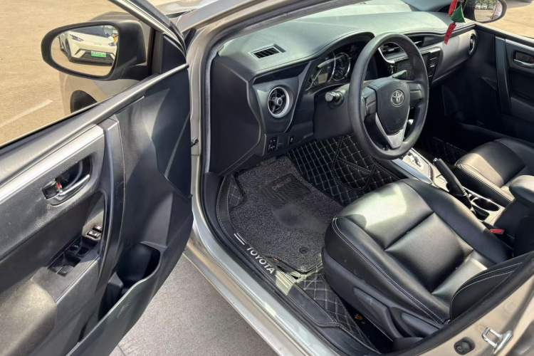 Used Toyota Corolla 2017 Revised Version 1.2T S-CVT GL Driver Seat